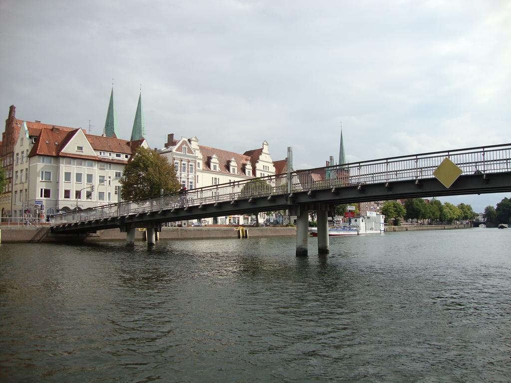 Hotel An Der Marienkirche Lubeck Exterior photo